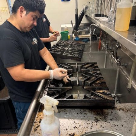 professional-kitchen-cleaning-services (8)